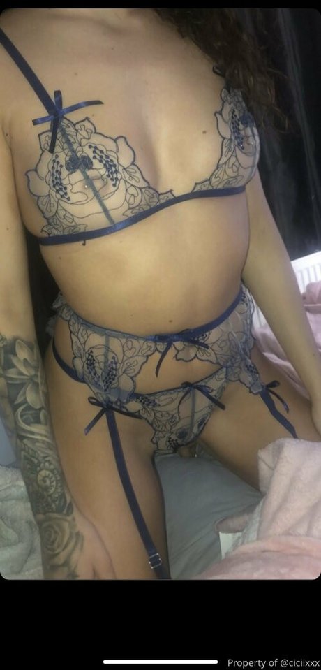 CloeGrey ポルノ女優 写真