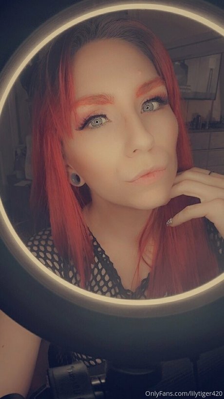 lilytiger420 HDスター 写真