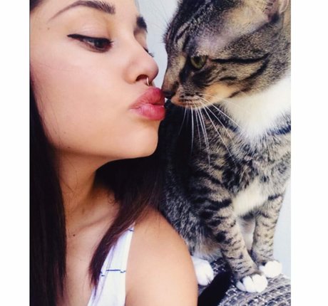 Yvette Monreal スター 裸 写真