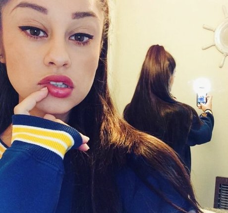 Yvette Monreal ポルノスター アーカイブ