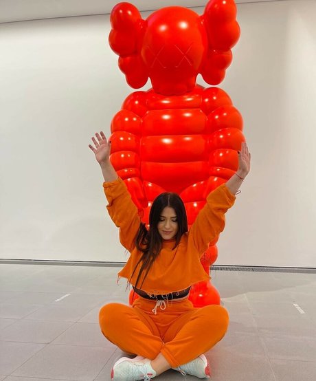 Elizaveta Tsareva スター 画像