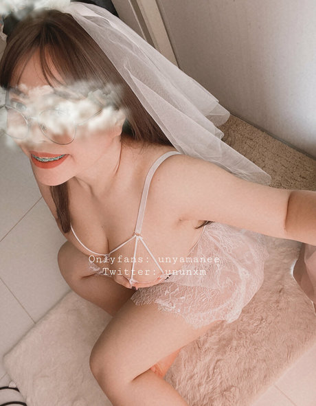 かわいい赤毛のOnlyFans セクシー裸 画像