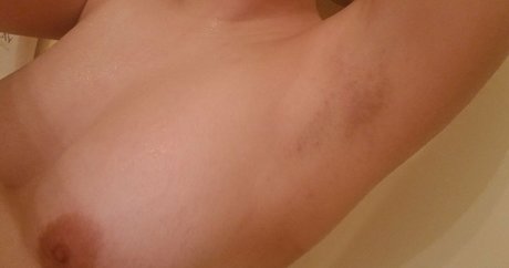 イタリア人熟女OnlyFans ホットヌード 写真