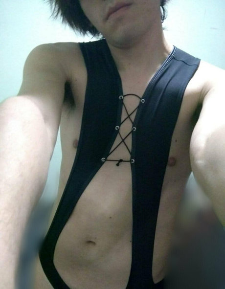 blueandredmask エロティックなスター 画像