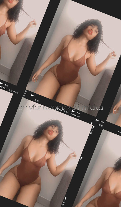 母娘オンリーファン ホットヌード 写真