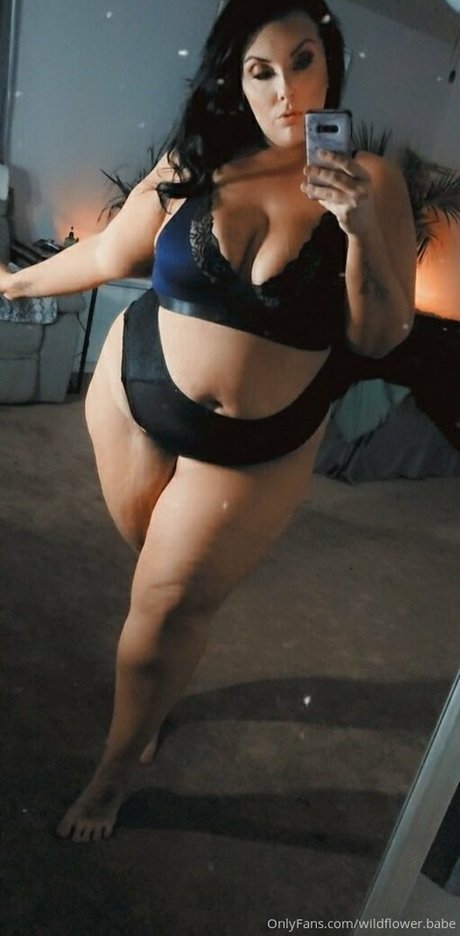 wildflower babe ポルノスター ホット 写真