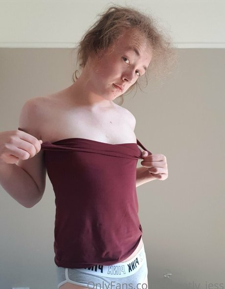 secretly jess ヌードスター 写真