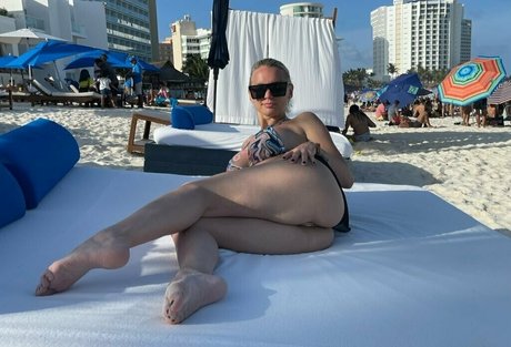 kenzie taylor free ヌードモデル 写真