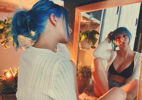 アジアの女性支配OnlyFans 無料xxx 写真