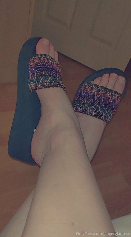 gingergiantess ポルノスター トップ ギャラリー