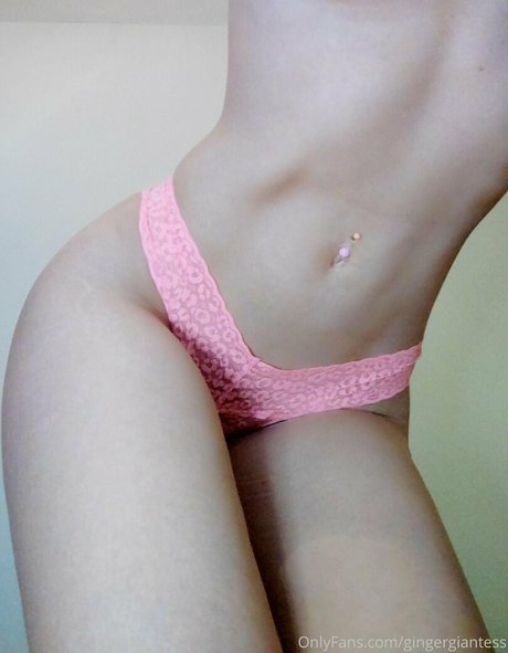 gingergiantess スターセックス 写真