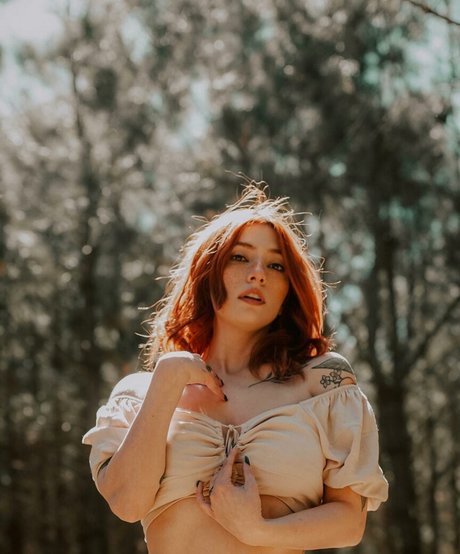 Spooky Foxx 美しいポルノスター 写真