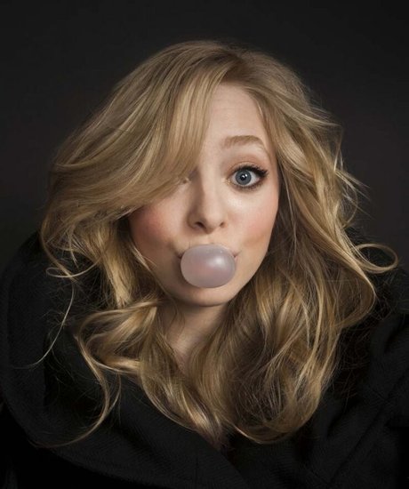 Portia Doubleday 高品質スター 写真