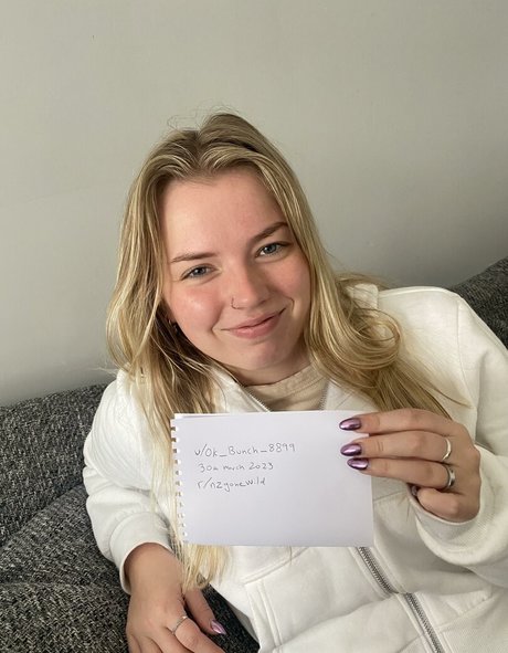 holliesworldd 完璧なスター 写真