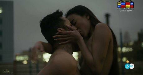 Nona Sobo ヌードのポルノスター 写真