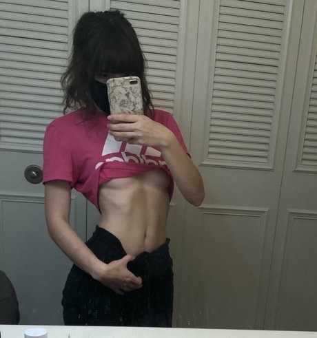 Mewnii セクシー女優 ギャラリー