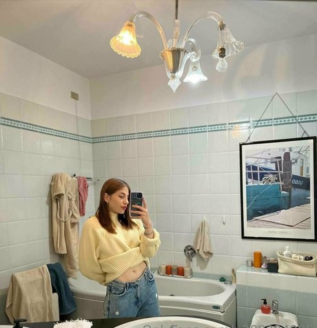 saddleviola top profile image