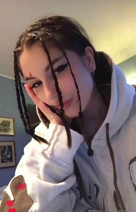 saddleviola ポルノスター 美しい 写真