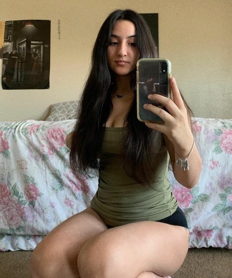 Anneiise スター 写真