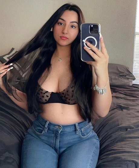 Anneiise HDスター 画像