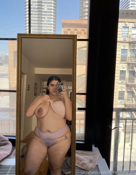 vanessahinata ポルノスター ホット 画像