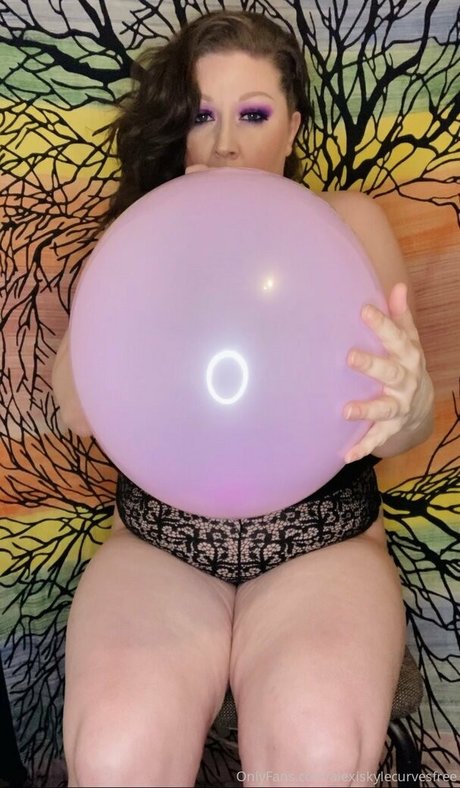 完璧なボディ OnlyFans 無料裸 画像