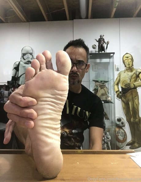 barefeeticus セクシー女優 画像