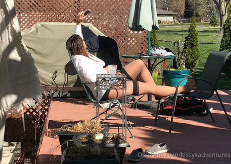 kissysadventures ヌードのポルノスター 画像