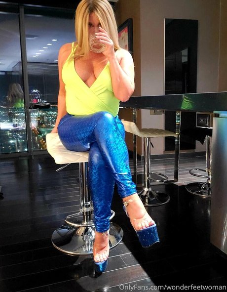 wonderfeetwoman xxxポルノスター ギャラリー