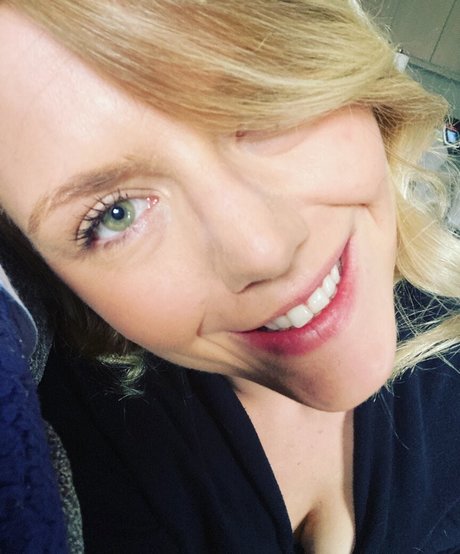 Katrina Cooper 無料モデル アーカイブ