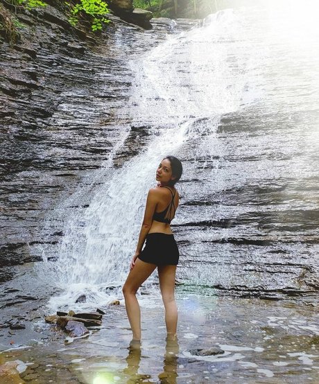 Xyla Foxlin ポルノモデル 写真