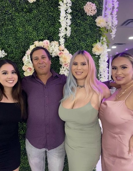 Sheila L トップスター 写真