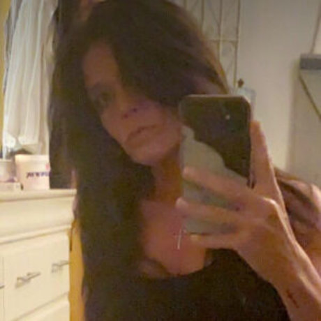 Honey Milf 素敵なモデル 写真