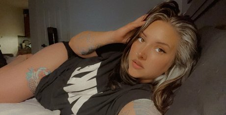 大きな黒いお尻のOnlyFans ホットセクシー 写真