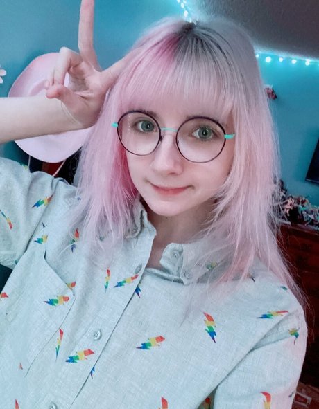 renbunni ポルノスター アート 写真