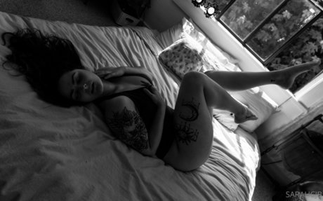 SarahCJB ポルノモデル 写真