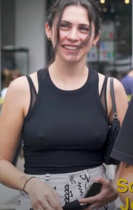 Kelsey Kreppel 裸の女優 ギャラリー