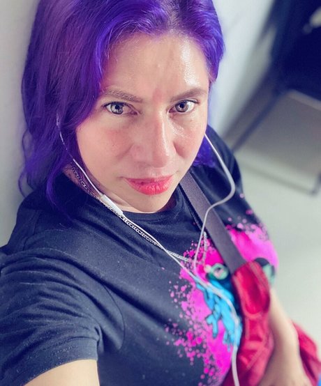 Normii ポルノモデル 写真