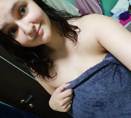 littlebbuunny セクシーモデル 写真