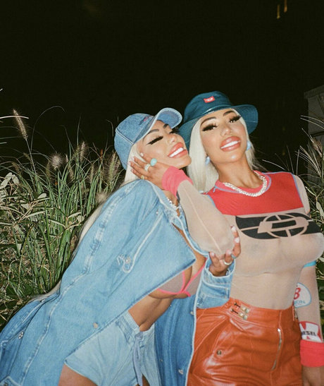 theclermonttwins ホットなモデル ギャラリー