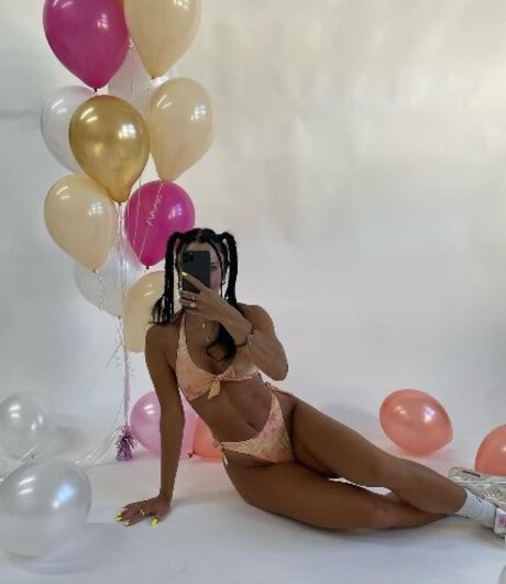 Gabby Scheyen セクシーなスター 写真