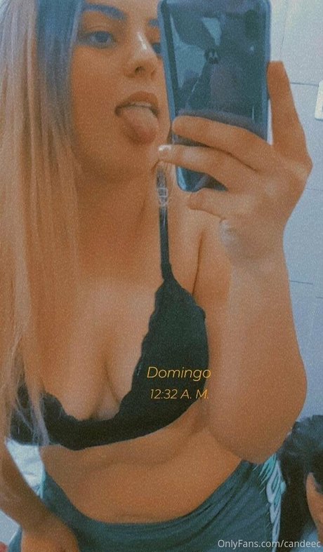 candeec ポルノ女優 写真