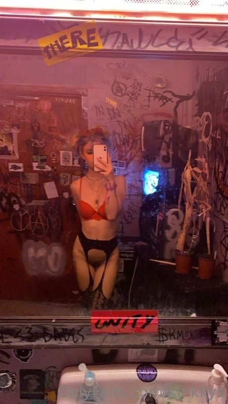 kinkkys ポルノスター 写真