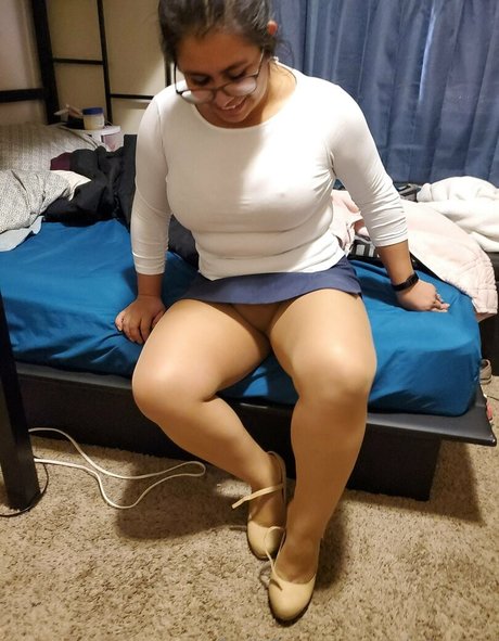 フィンドムオンリーファンズ 限定 画像