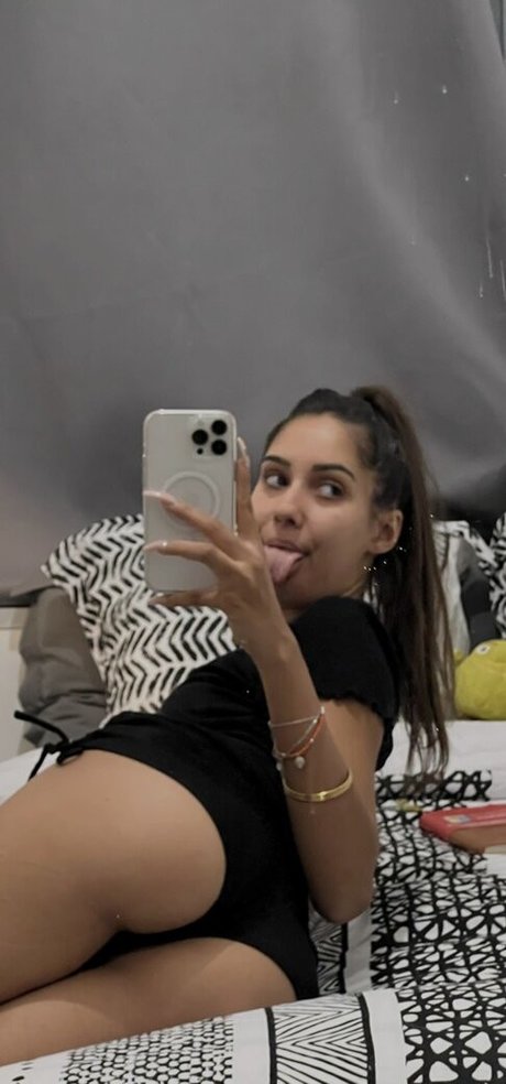 チンコを持つ女たち OnlyFans ヌード アーカイブ