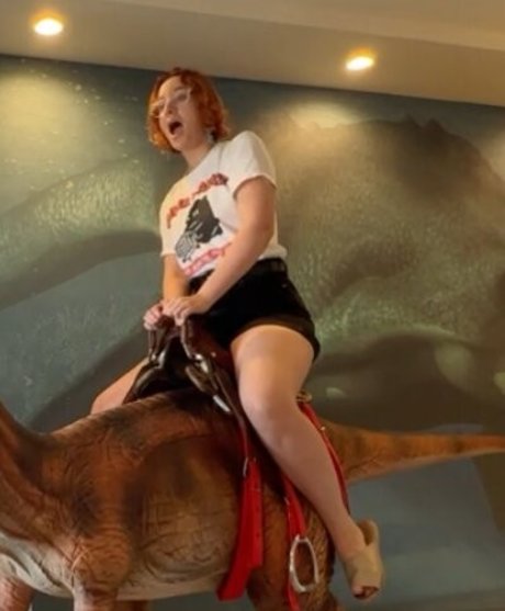 トゥワークオンリーファン ホットポルノ ギャラリー