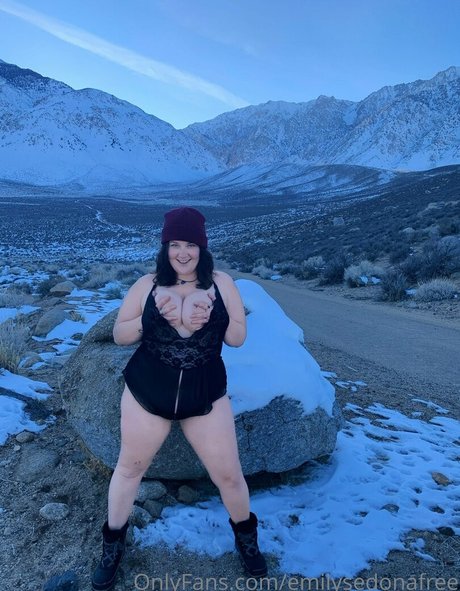 トップレスビーチOnlyFans 可愛い 写真