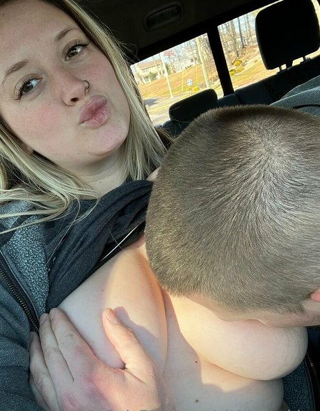 vickkkivaldes ポルノスター 画像