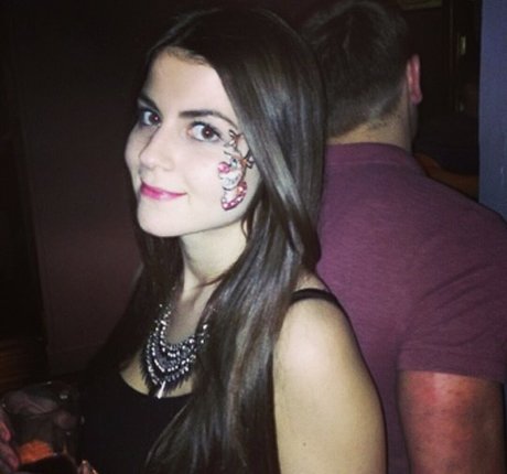 Lauren Fardon スター 裸 画像