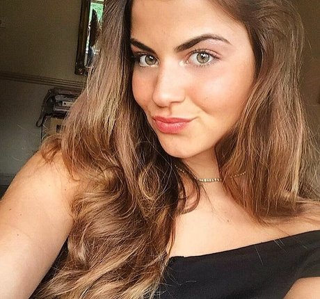 Lauren Fardon 無料スター 写真